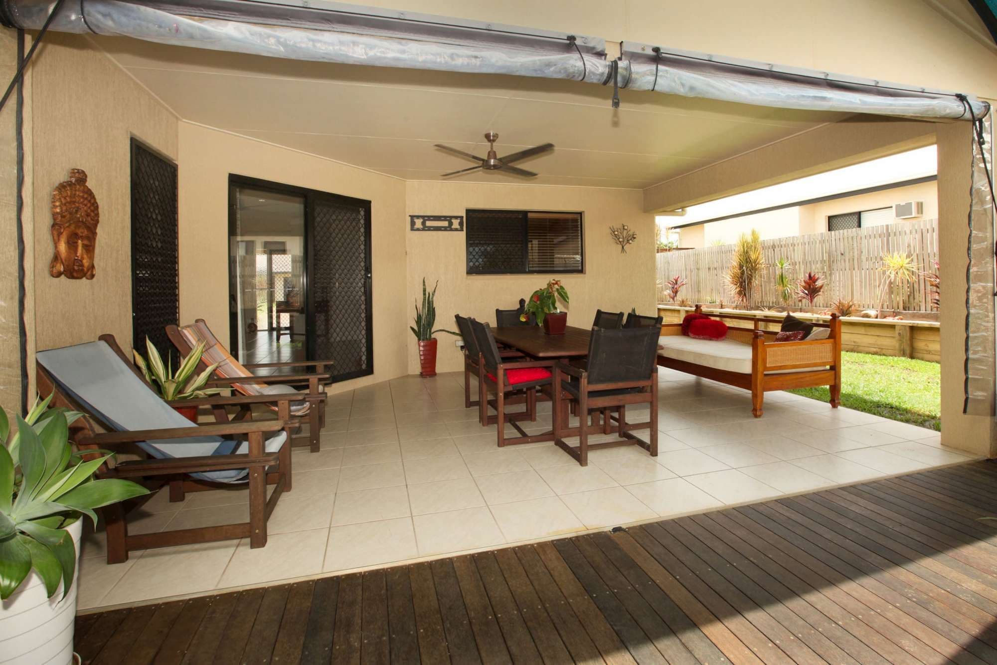 17 Blackbean Court, MOUNT LOUISA QLD 4814, Mount Louisa - Thumbnail 2