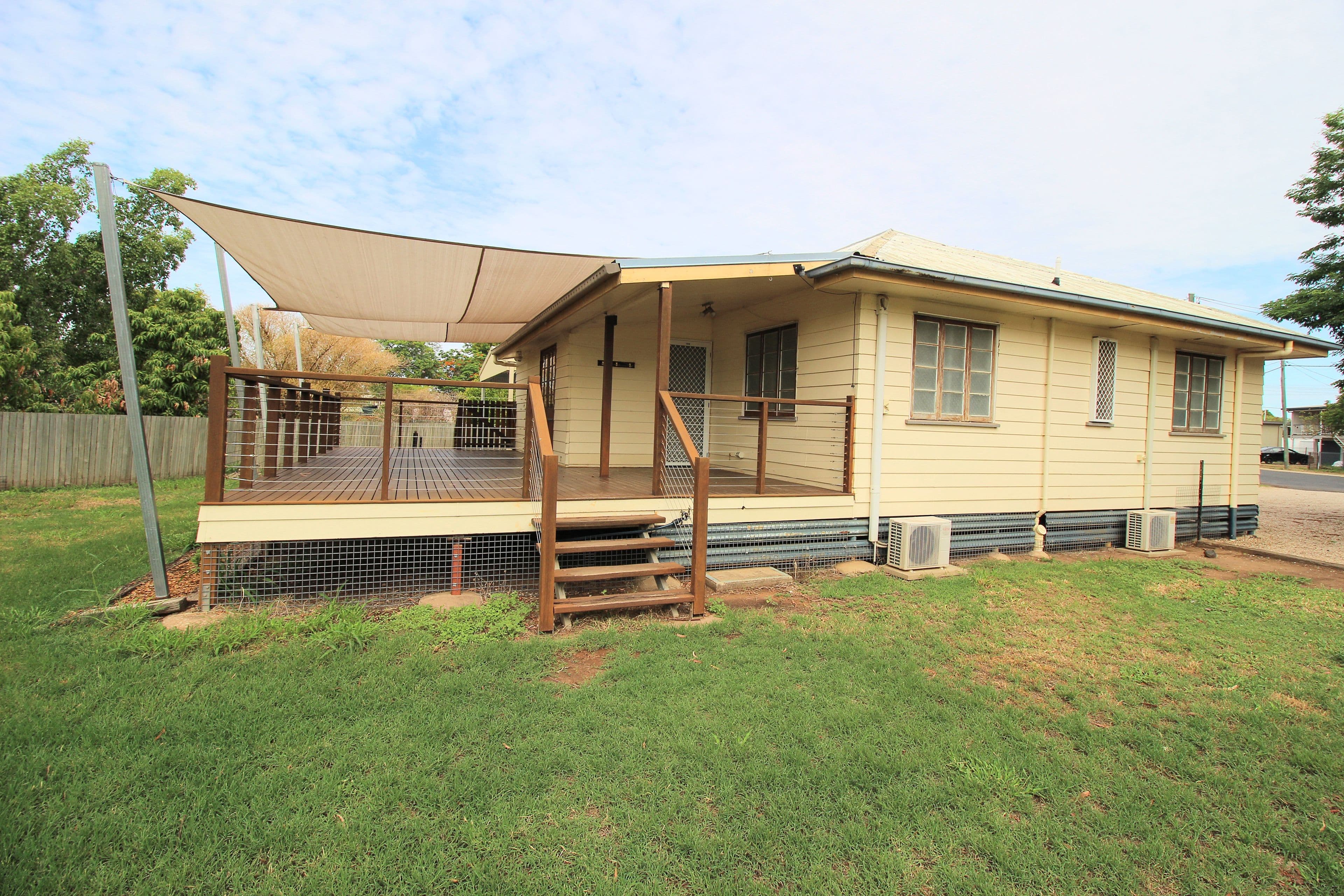 6 Edwards Place, Emerald QLD 4720, Emerald - Image 1