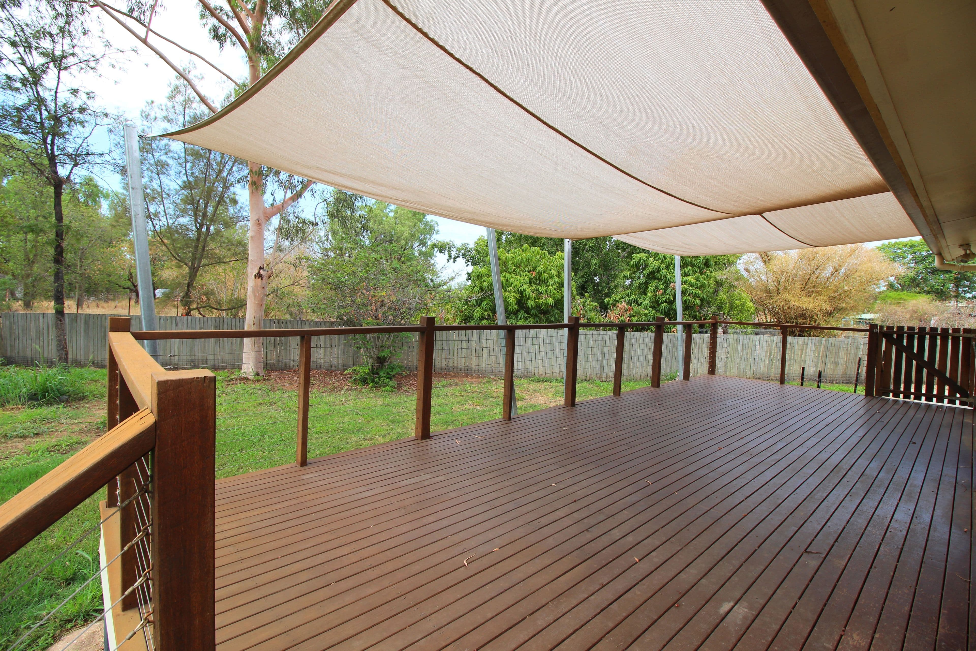 6 Edwards Place, Emerald QLD 4720, Emerald - Thumbnail 8