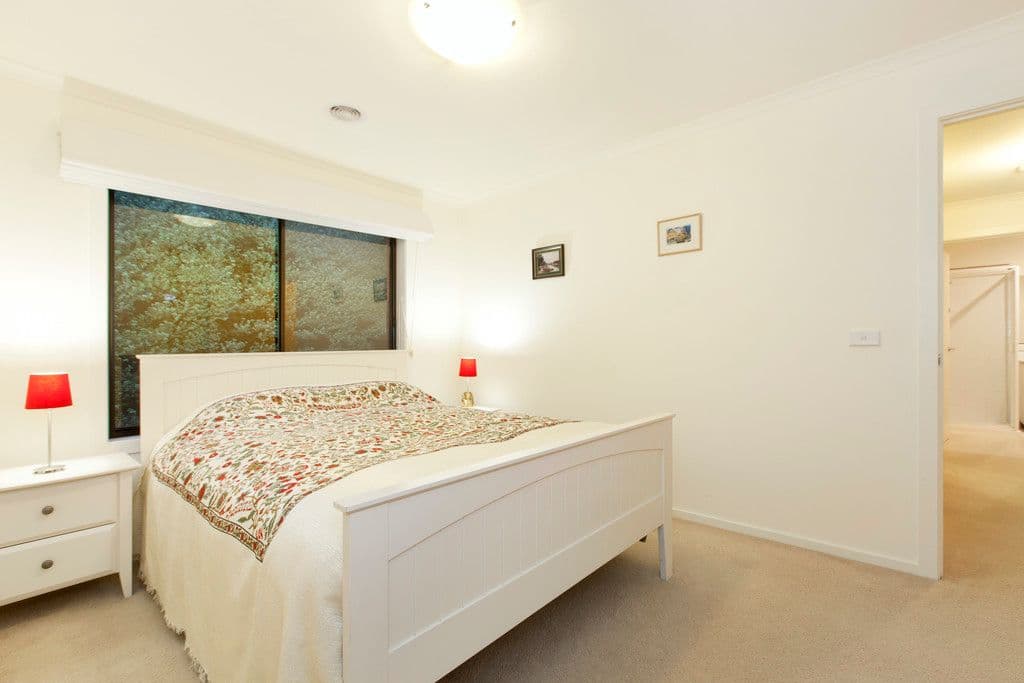 31 St Helens Avenue, Lake Gardens VIC 3355, Lake Gardens - Thumbnail 4