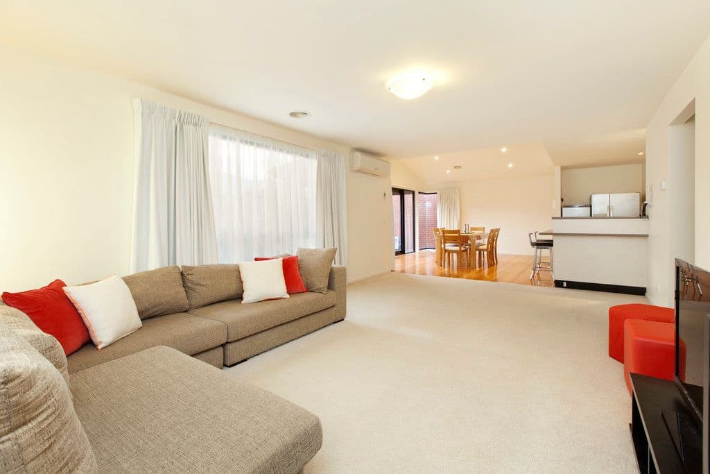 31 St Helens Avenue, Lake Gardens VIC 3355, Lake Gardens - Thumbnail 8