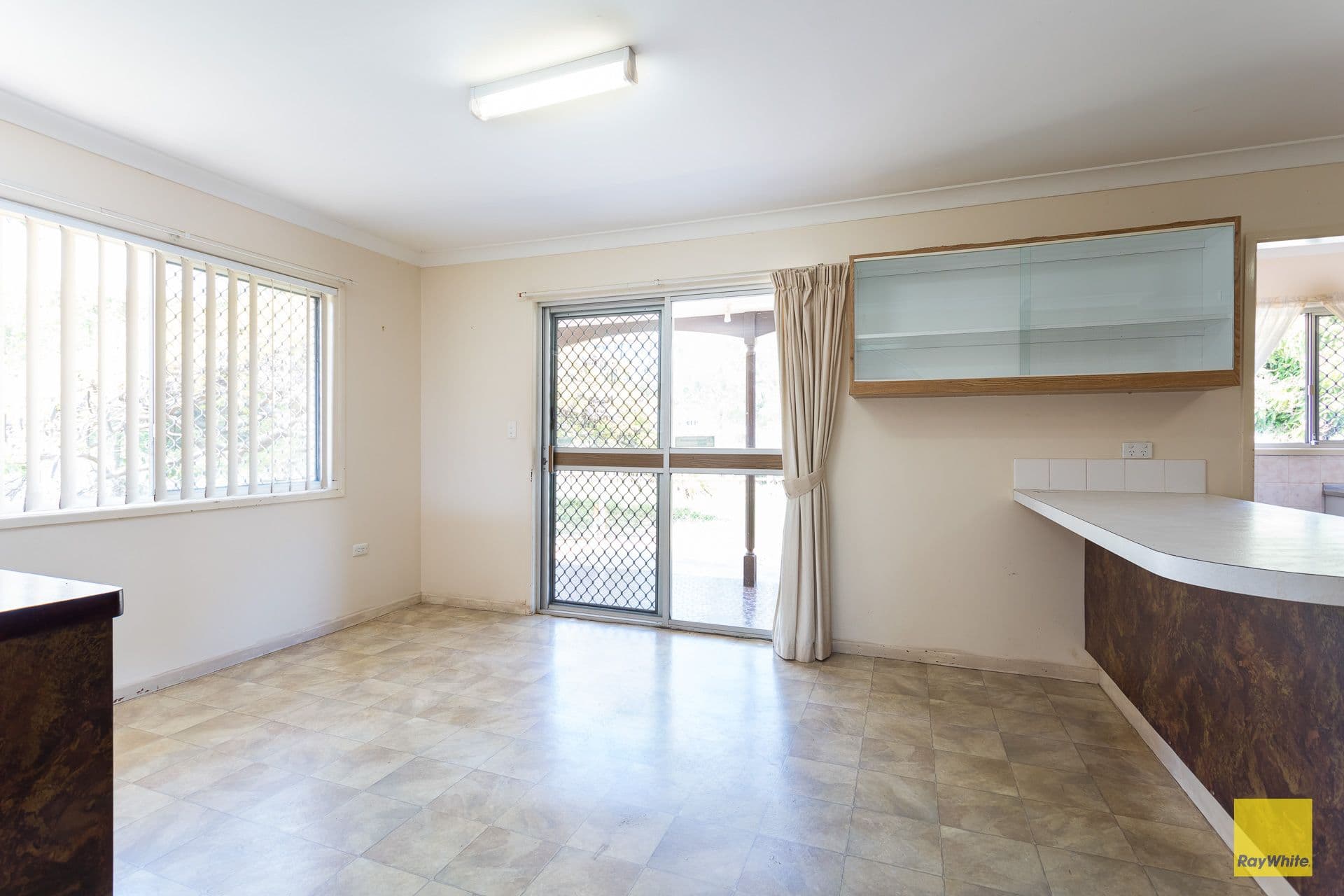 4 / 8 Wiruna Crescent, NARWEE, Narwee - Thumbnail 8