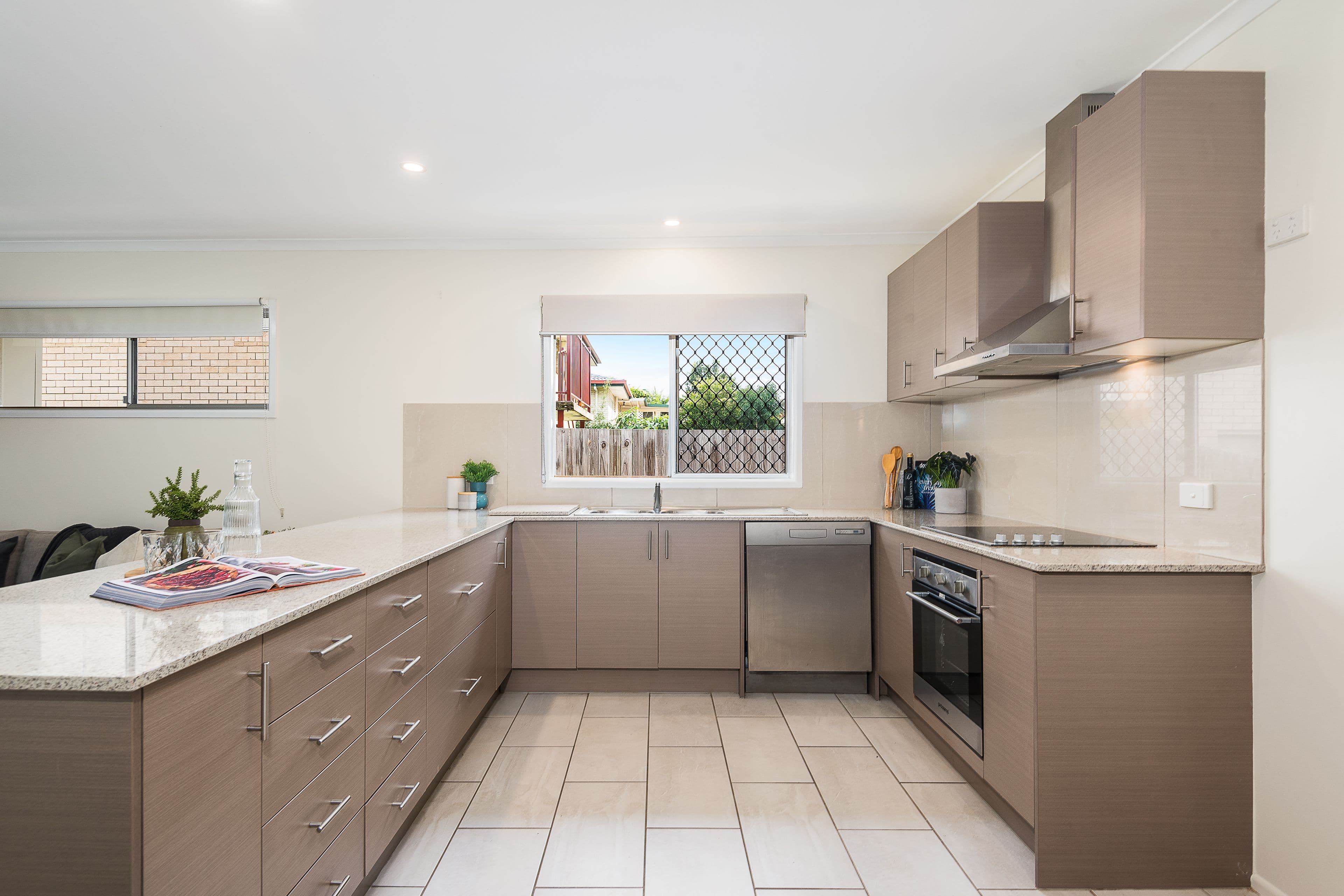 6 Stephen Street, Albany Creek QLD 4035, Albany Creek - Thumbnail 4
