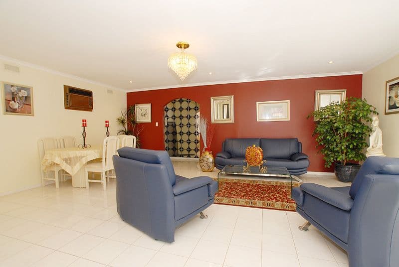 4 Kernot Crescent, NOBLE PARK NORTH VIC 3174, Noble Park North - Thumbnail 7