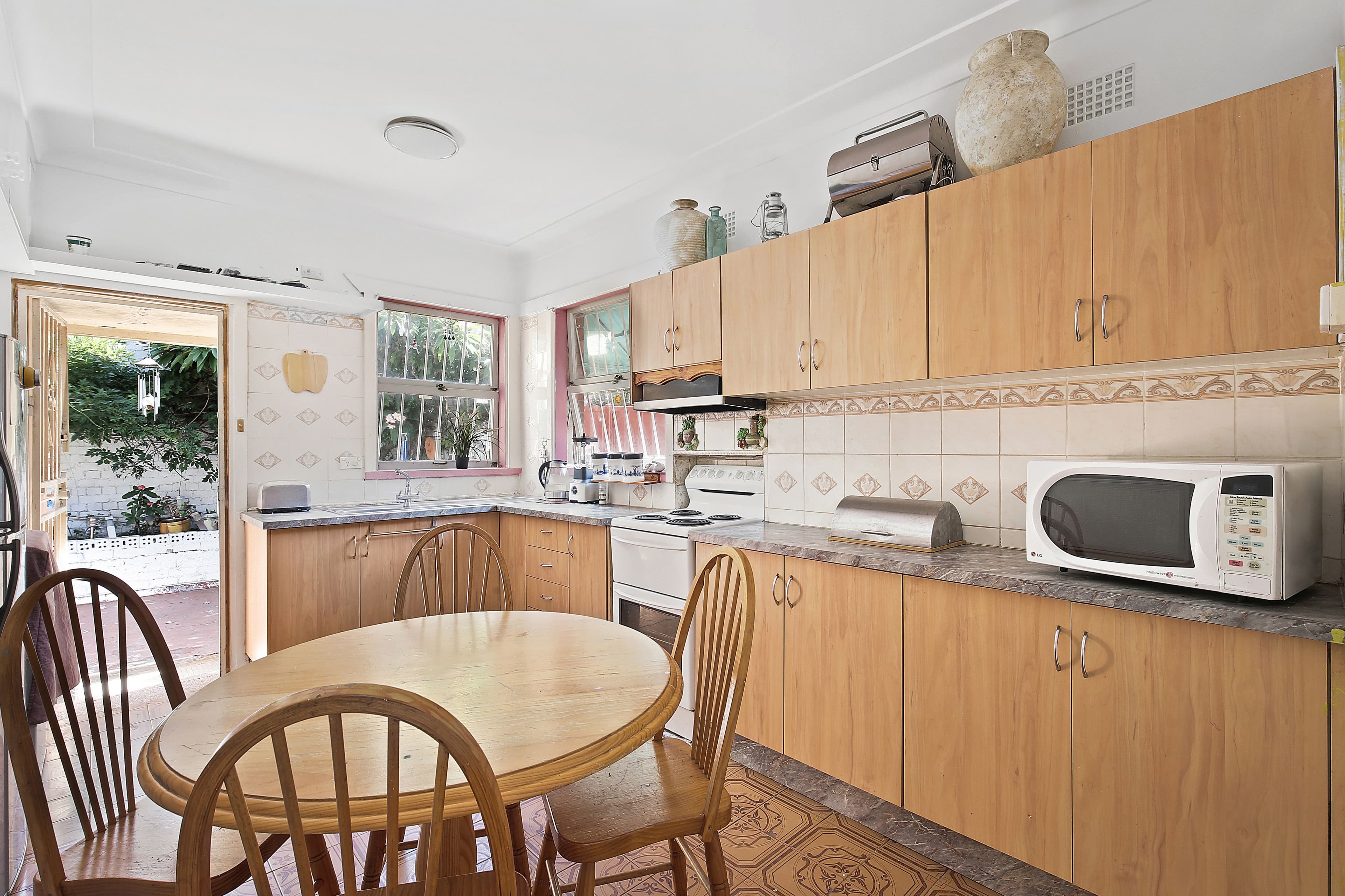37 Albert Street, Redfern - Thumbnail 3