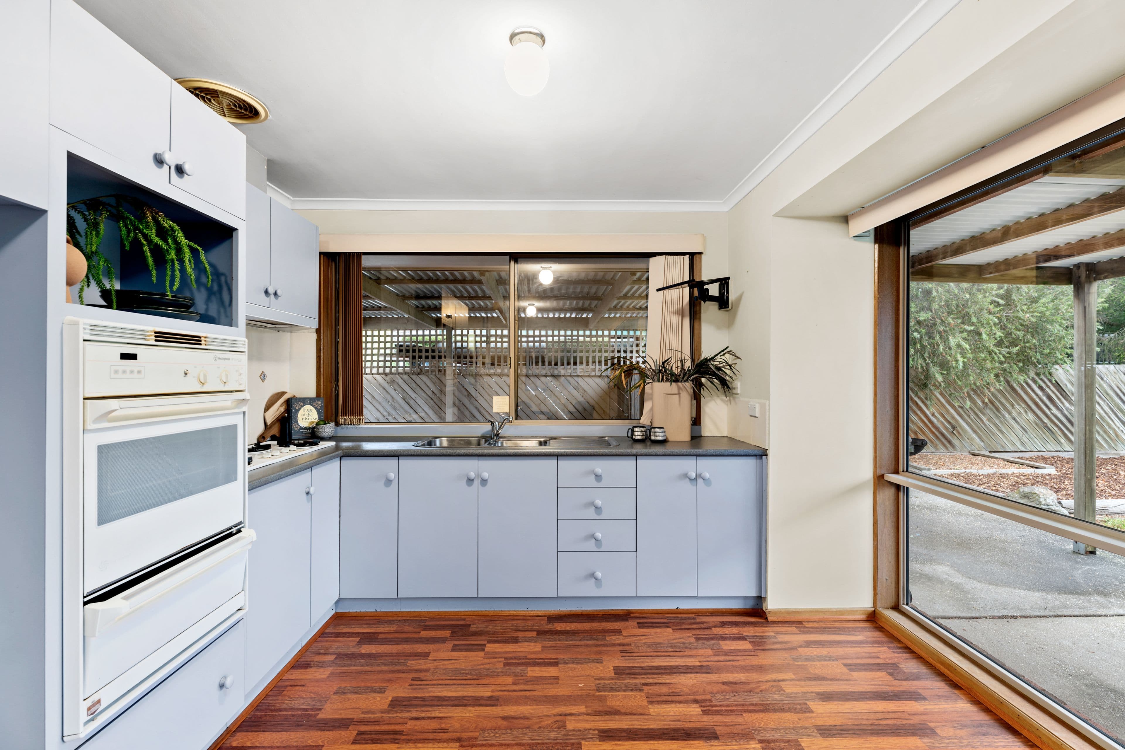 3/3 Grosvenor Court, Bairnsdale VIC 3875, Bairnsdale - Thumbnail 2