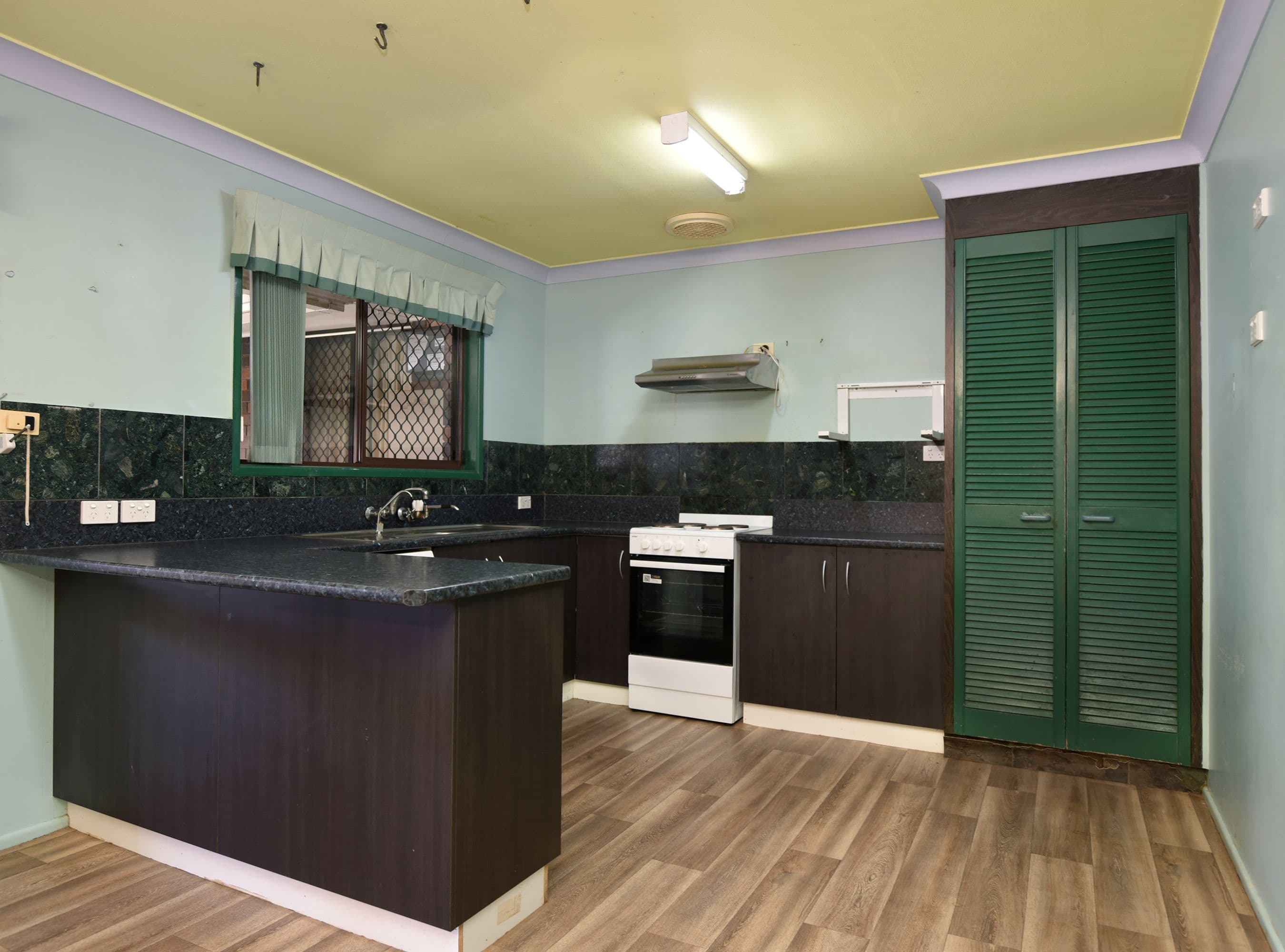 20 Belcher Drive, Glenvale QLD 4350, Glenvale - Thumbnail 2