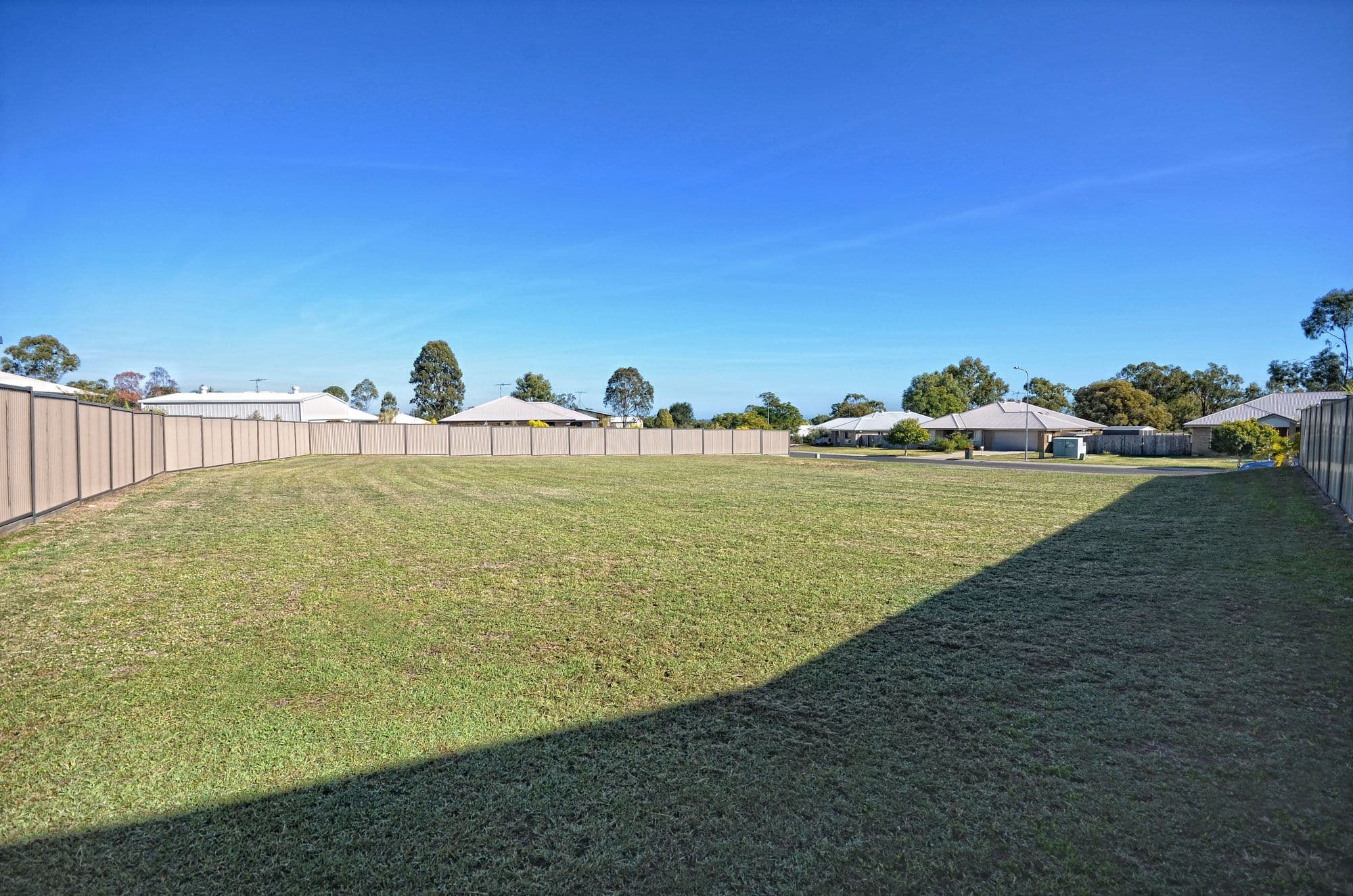 11 Earlsfield Street, Biloela QLD 4715, Biloela - Thumbnail 2