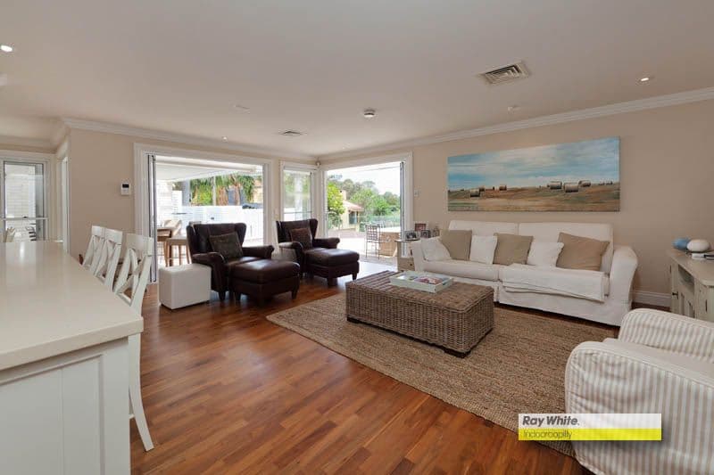 16 Carnoustie Court, INDOOROOPILLY QLD 4068, Indooroopilly - Thumbnail 4