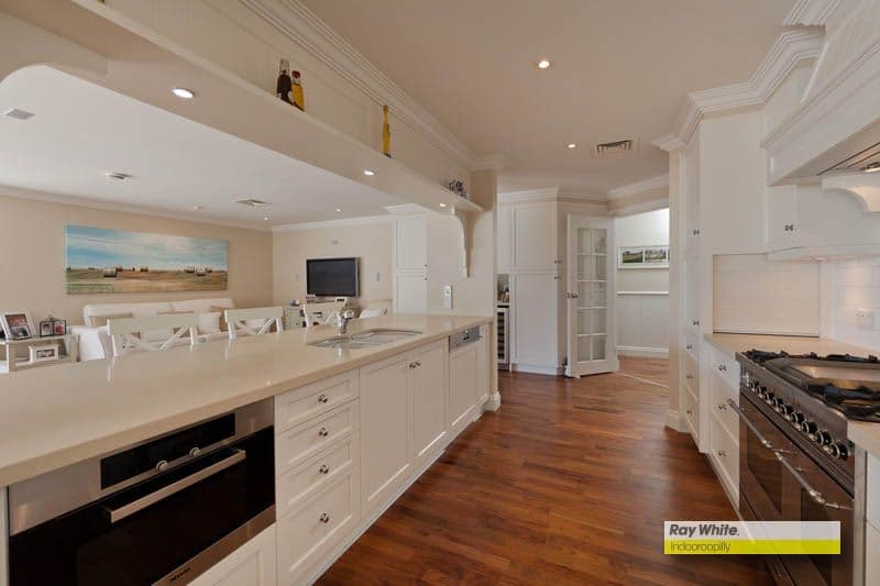 16 Carnoustie Court, INDOOROOPILLY QLD 4068, Indooroopilly - Thumbnail 5