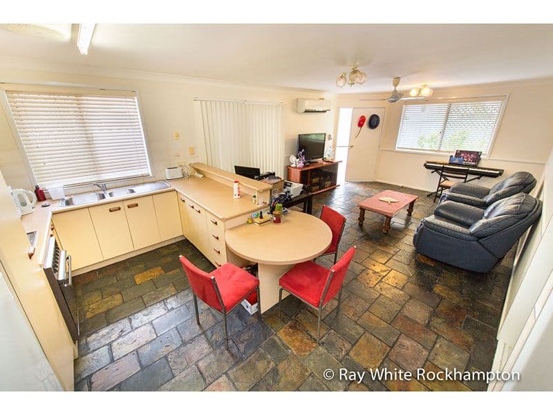 22 Weinholt Street, Allenstown QLD 4700, Allenstown - Thumbnail 4