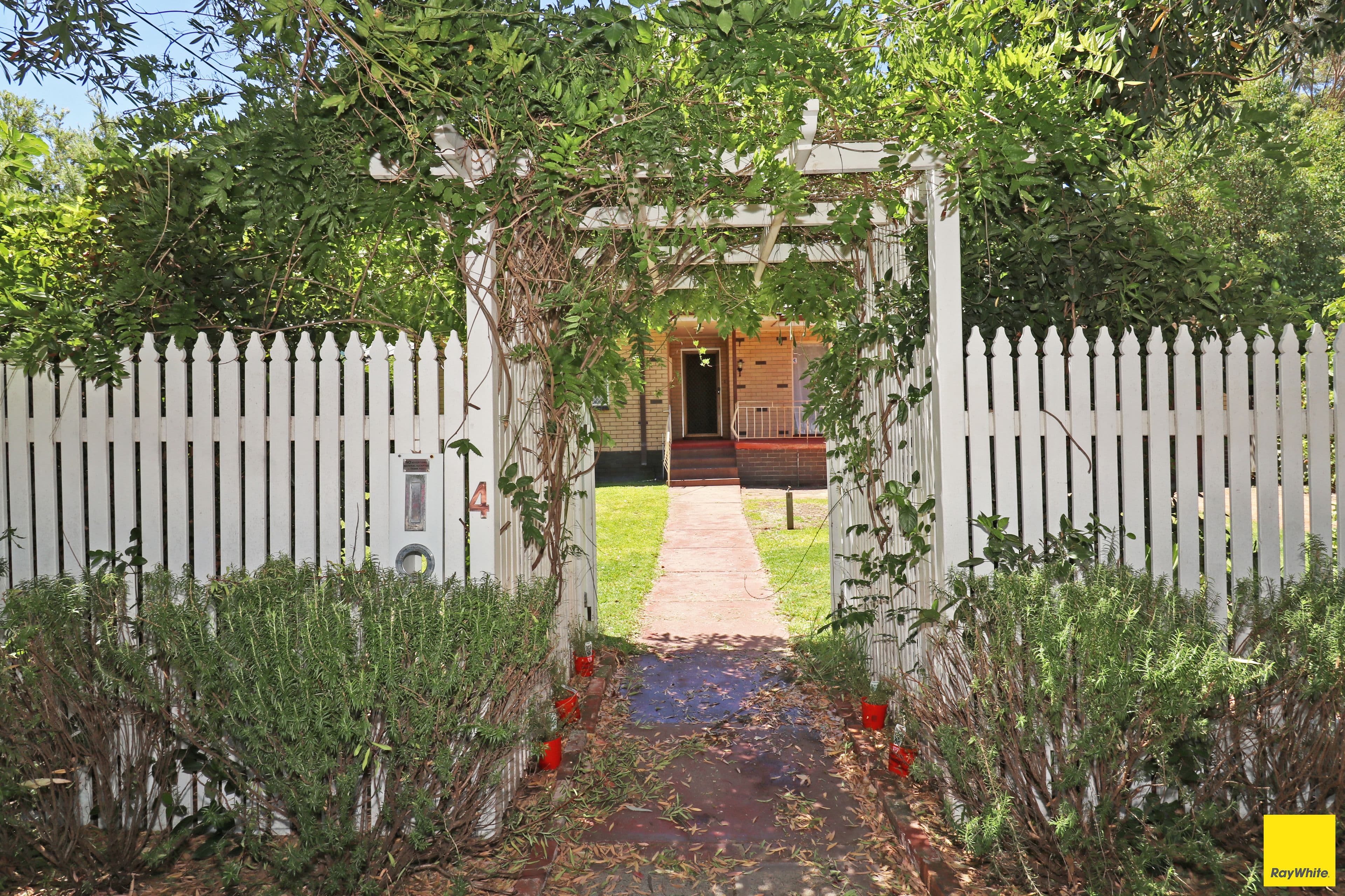 4 Railway Parade, Bassendean WA 6054, Bassendean - Image 1