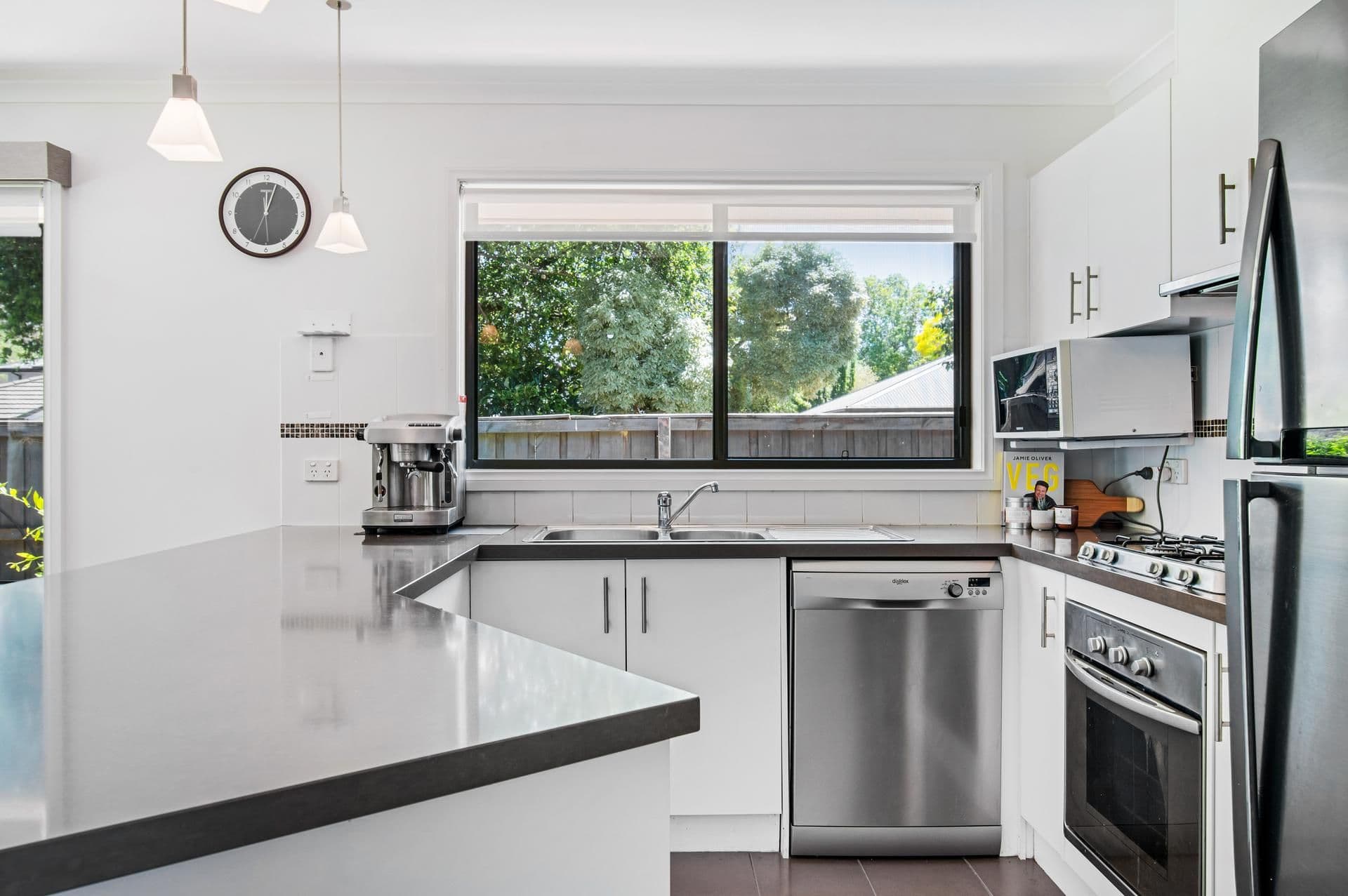 62 Liverpool Road, Kilsyth VIC 3137, Kilsyth - Thumbnail 4