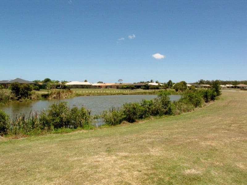 8 Dory Drive, POINT VERNON QLD 4655, Point Vernon - Thumbnail 7