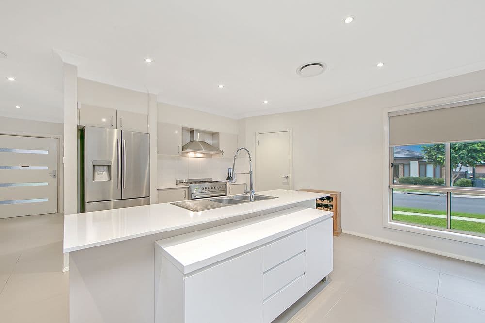 1 Tussock Street, Ropes Crossing - Thumbnail 2