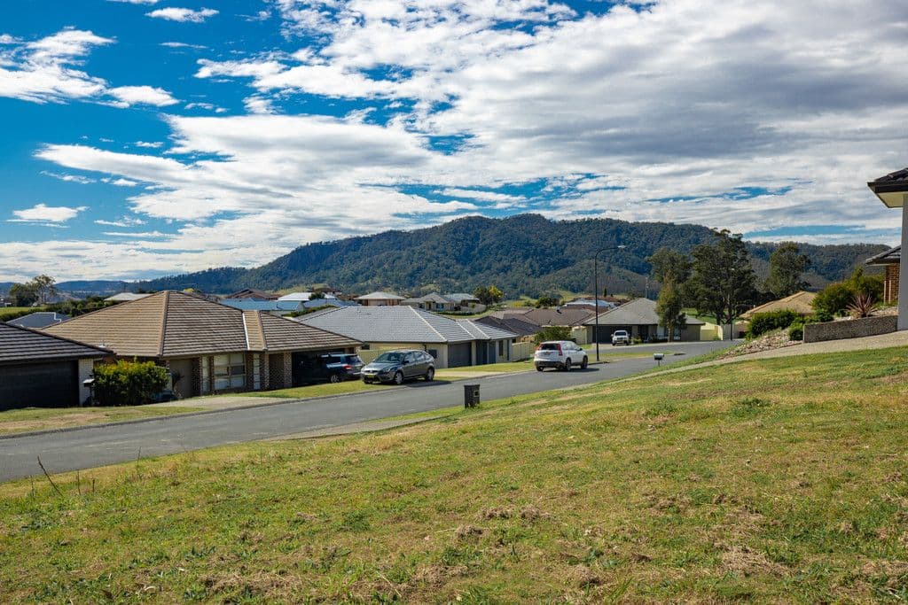 7 White Circuit, Gloucester NSW 2422, Gloucester - Thumbnail 2