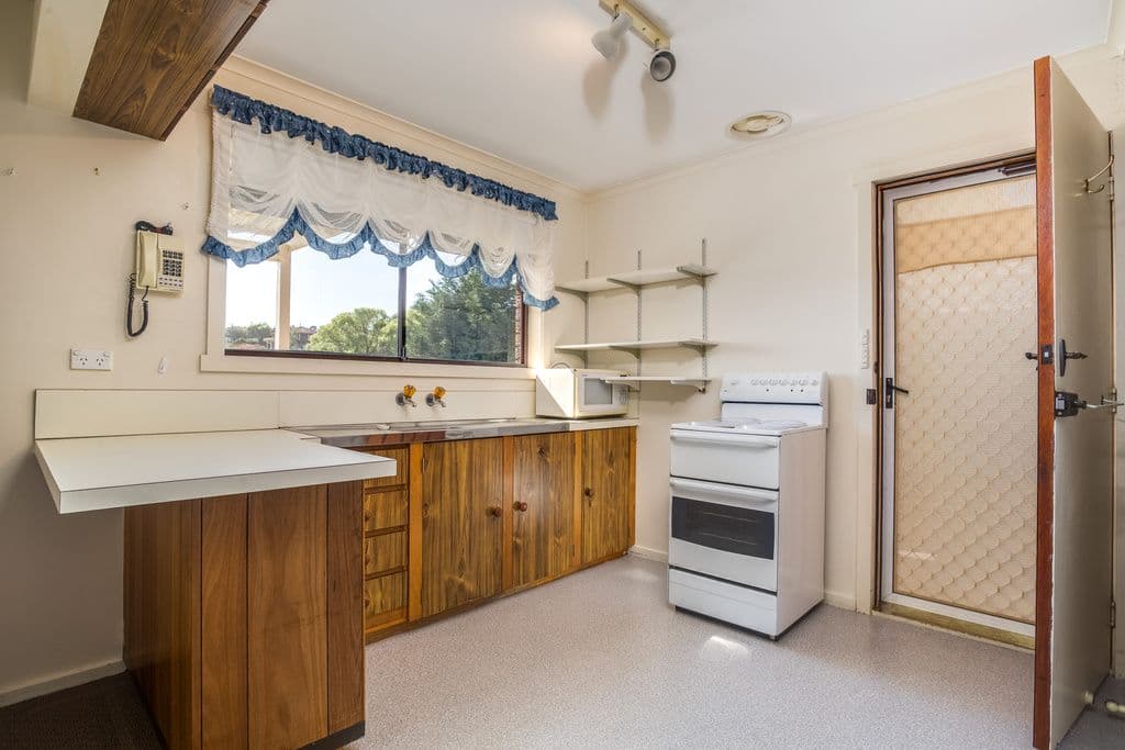 39 Bishops Drive, Newnham TAS 7248, Newnham - Thumbnail 2