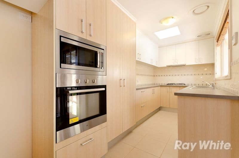 29 Melinga Crescent, MORNINGTON VIC 3931, Mornington - Thumbnail 3