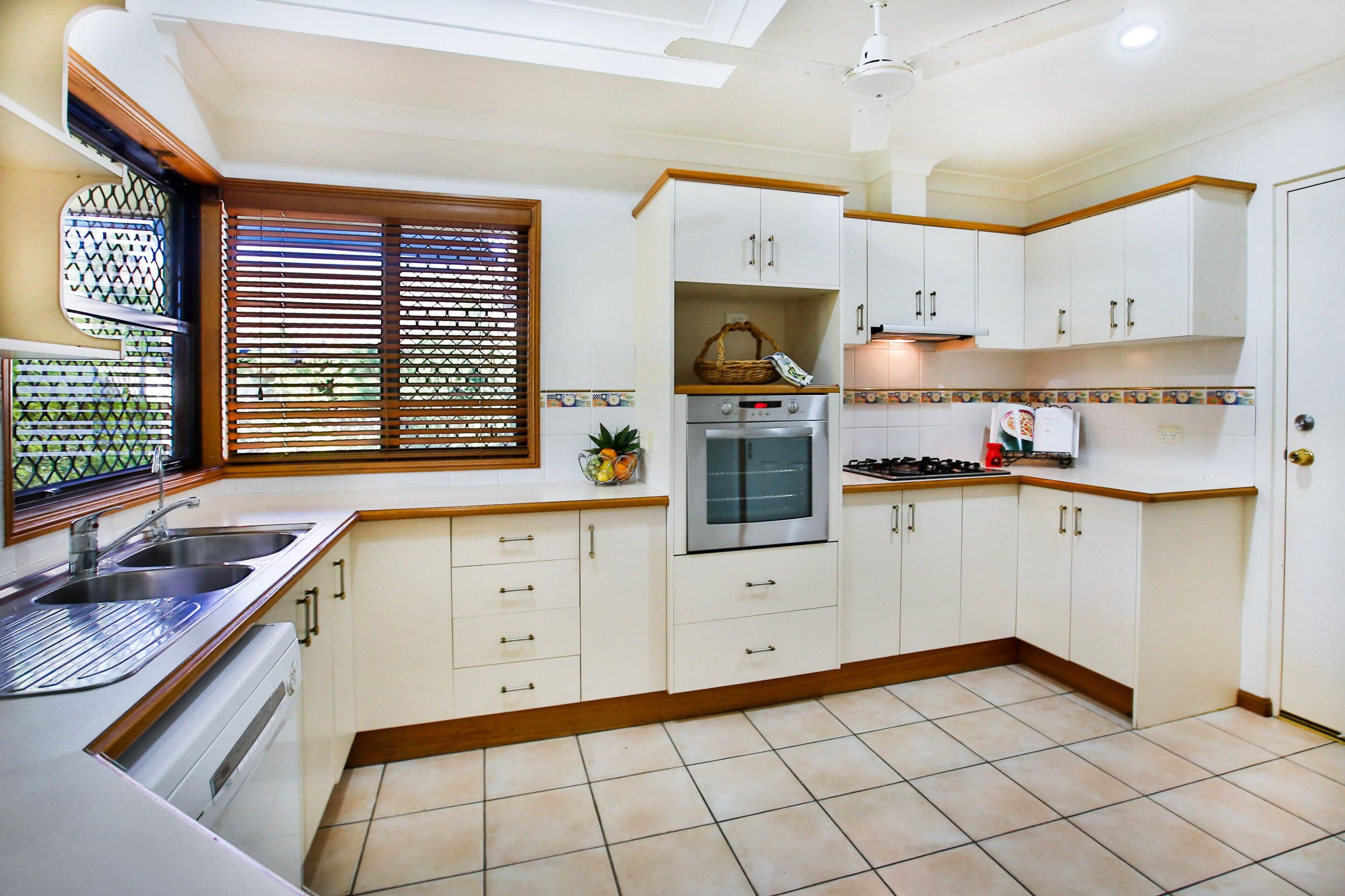 25 Southern Cross Circuit, Douglas QLD 4814, Douglas - Thumbnail 5