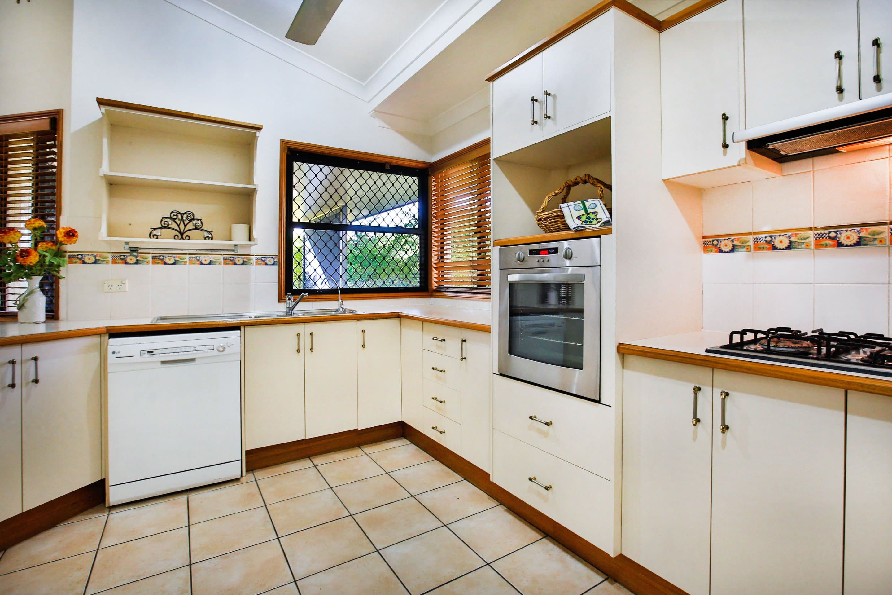 25 Southern Cross Circuit, Douglas QLD 4814, Douglas - Thumbnail 6