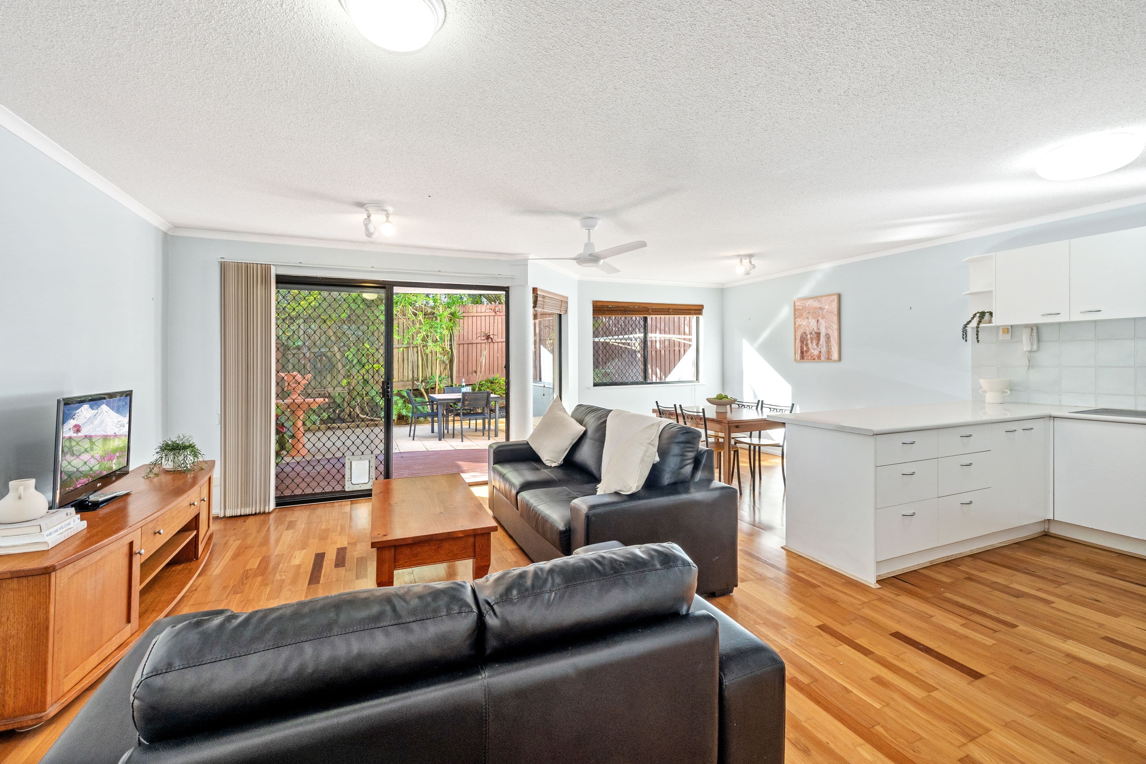 12-14 Lindsay Street, Alexandra Headland QLD 4572, Alexandra Headland - Thumbnail 2