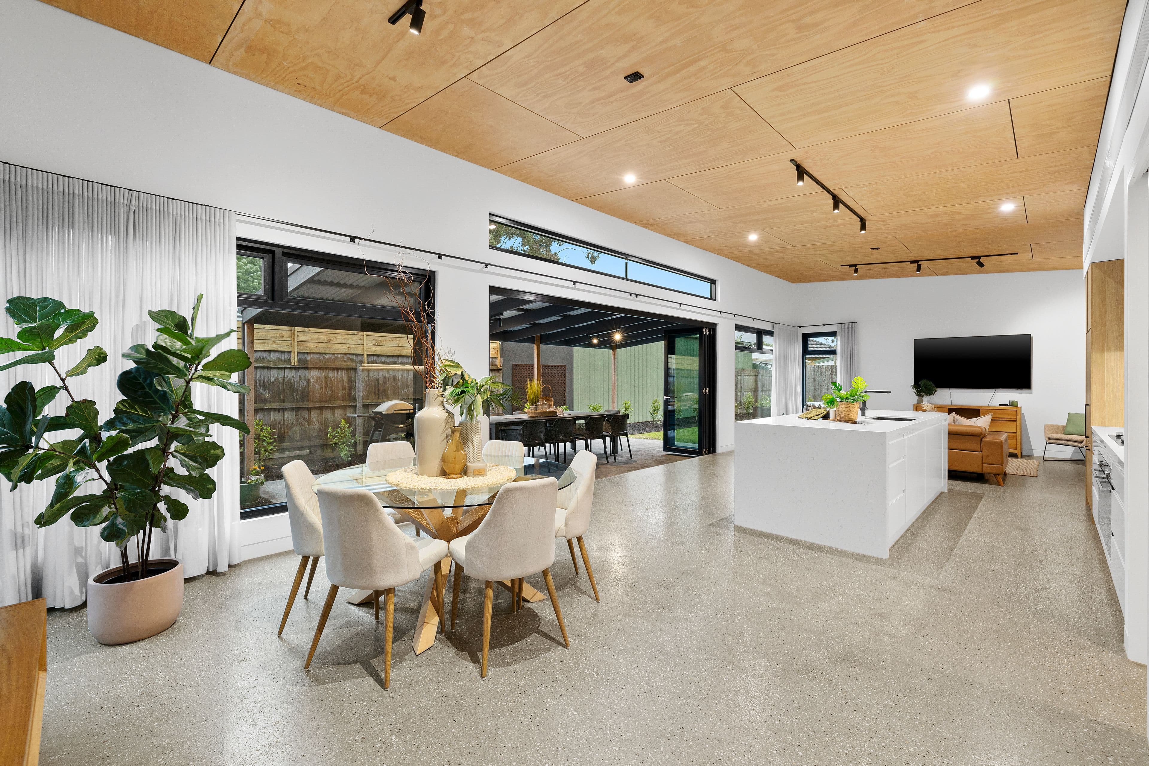 17 Gaydon Street, Ferntree Gully VIC 3156, Ferntree Gully - Thumbnail 4