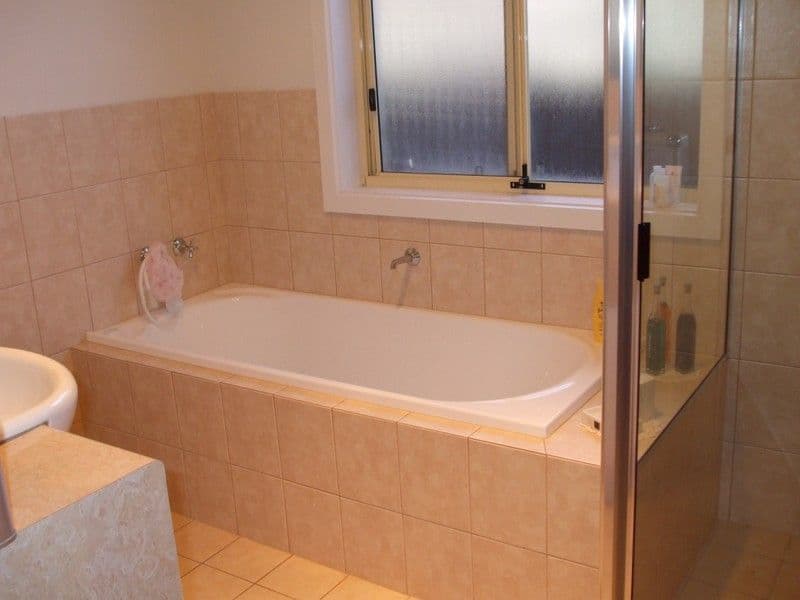 8 Bridge Crescent, PORT LINCOLN SA 5606, Port Lincoln - Thumbnail 3