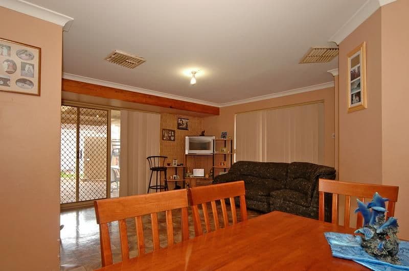12 Millicent Street, Ormeau, QLD, 4208, Ormeau - Thumbnail 8