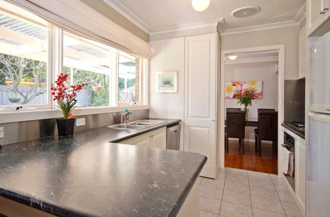24  James Road, FERNTREE GULLY VIC 3156, Ferntree Gully - Thumbnail 2