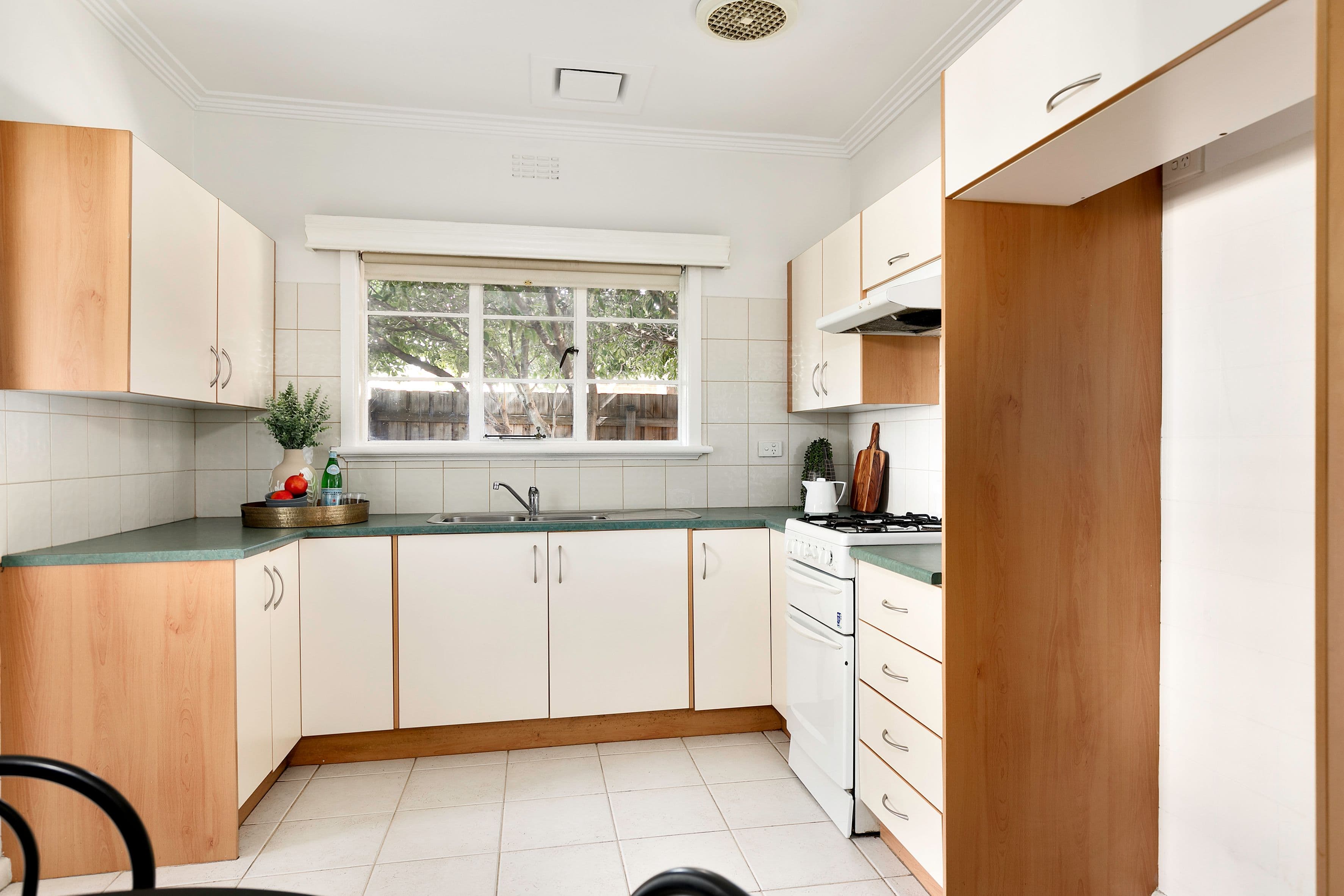 45 Matthews Avenue, Airport West VIC 3042, Airport West - Thumbnail 5