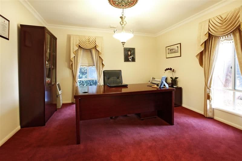 10 Zelkova Terrace, BUNDOORA VIC 3083, Bundoora - Thumbnail 5