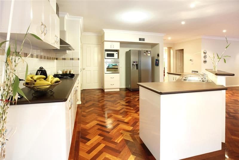 10 Zelkova Terrace, BUNDOORA VIC 3083, Bundoora - Thumbnail 8