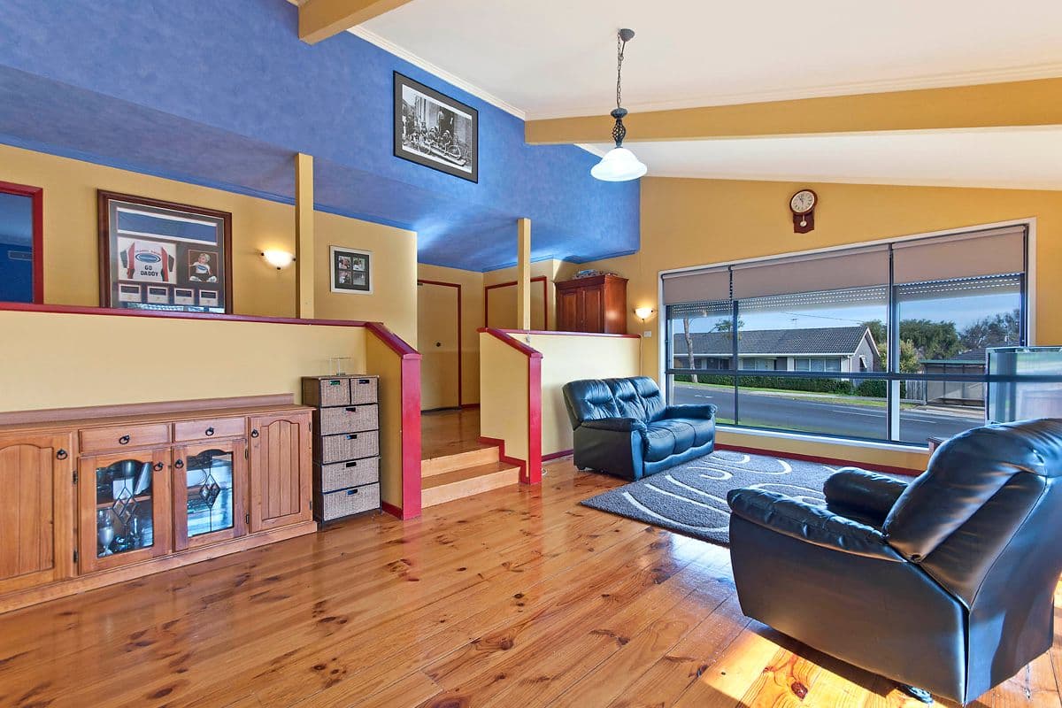 114 Laverock Road, WARRNAMBOOL VIC 3280, Warrnambool - Thumbnail 2