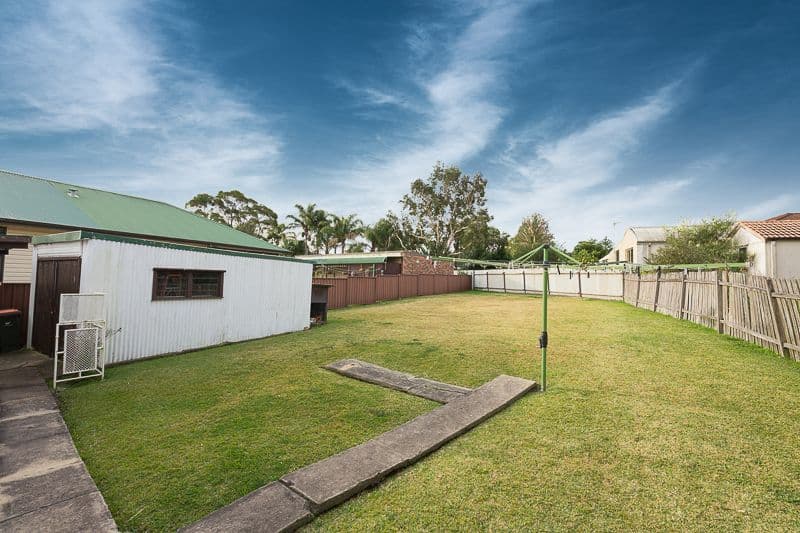 63 Essex Street, Berkeley NSW 2506, Berkeley - Thumbnail 3