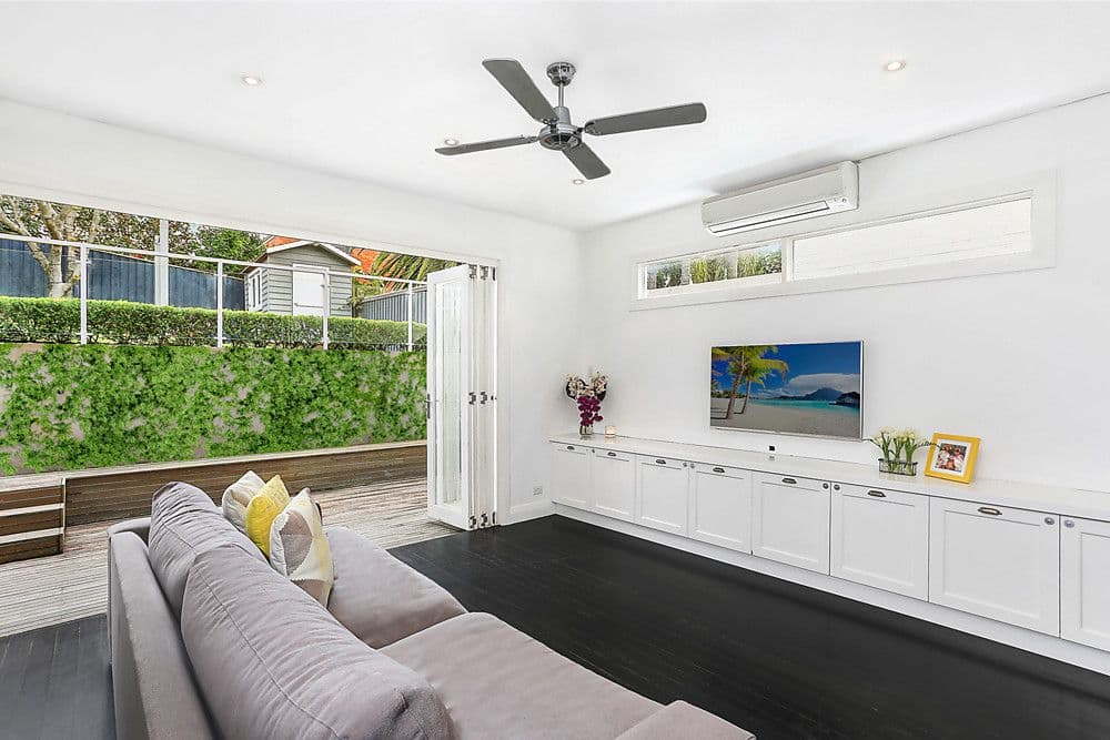 37 Roberts Street, Rose Bay - Image 1