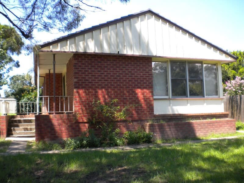 8 Queenborough Street, NOWRA NSW 2541, Nowra - Thumbnail 2
