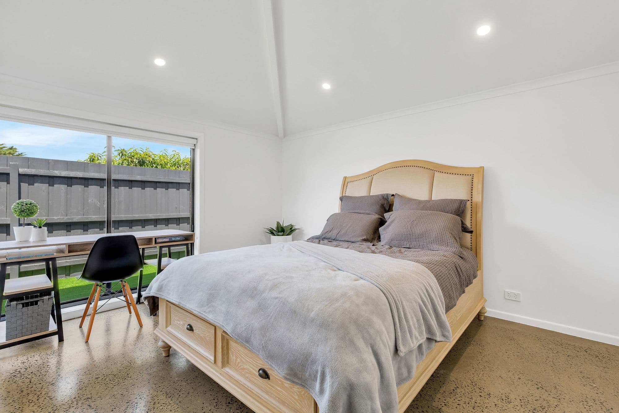 25 Gibbons Street, Werribee VIC 3030, Werribee - Thumbnail 7