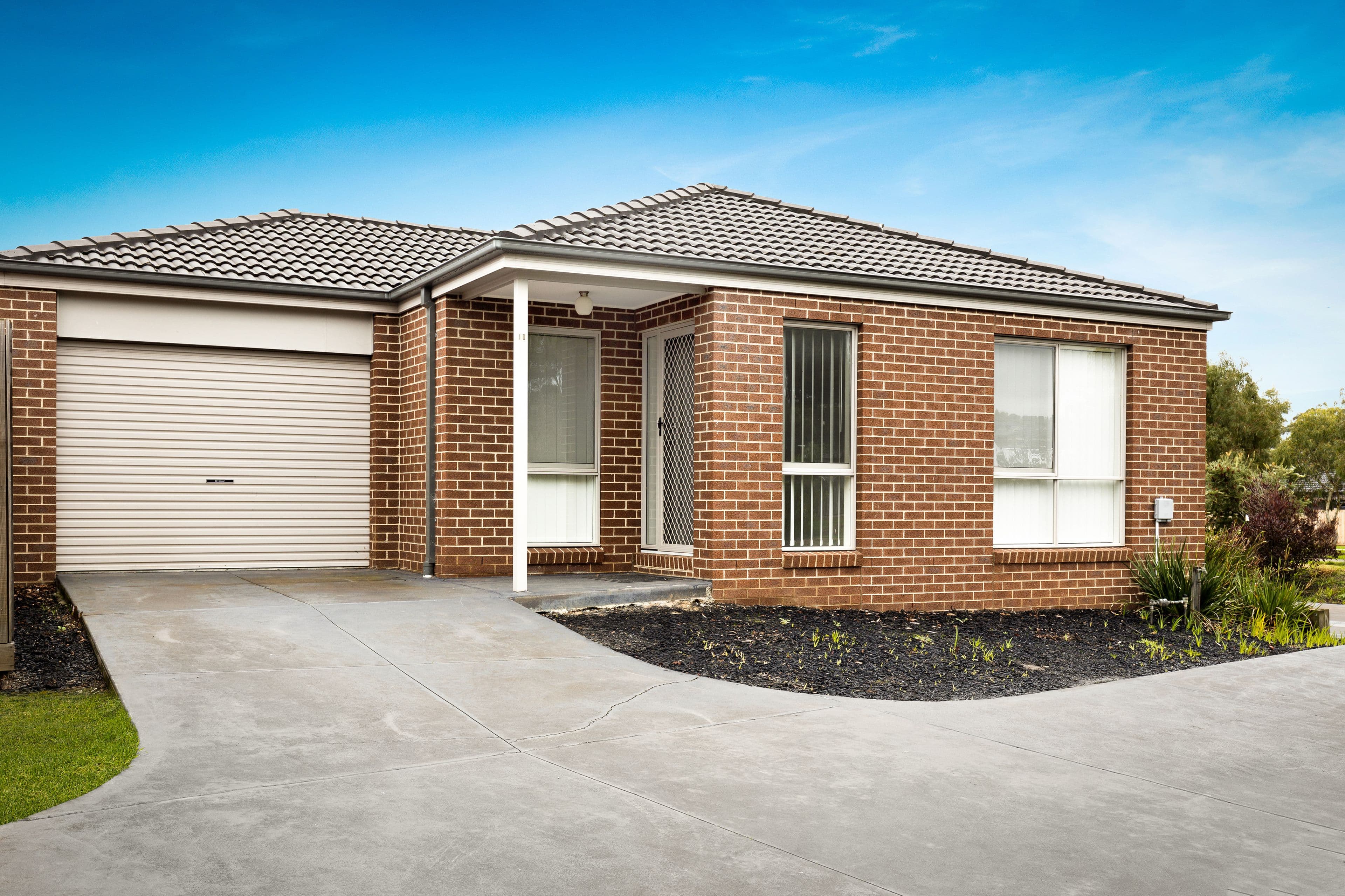 9 Shakespeare Court, Drouin VIC 3818, Drouin - Image 1