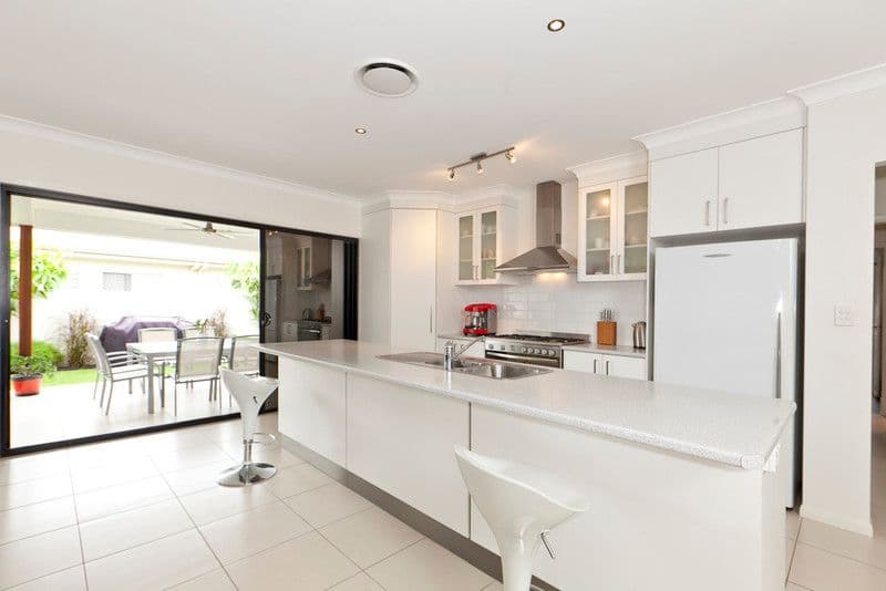 13 North Haven Place, WELLINGTON POINT QLD 4160, Wellington Point - Thumbnail 8