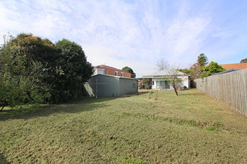 41 Latrobe Street, HUGHESDALE VIC 3166, Hughesdale - Thumbnail 2