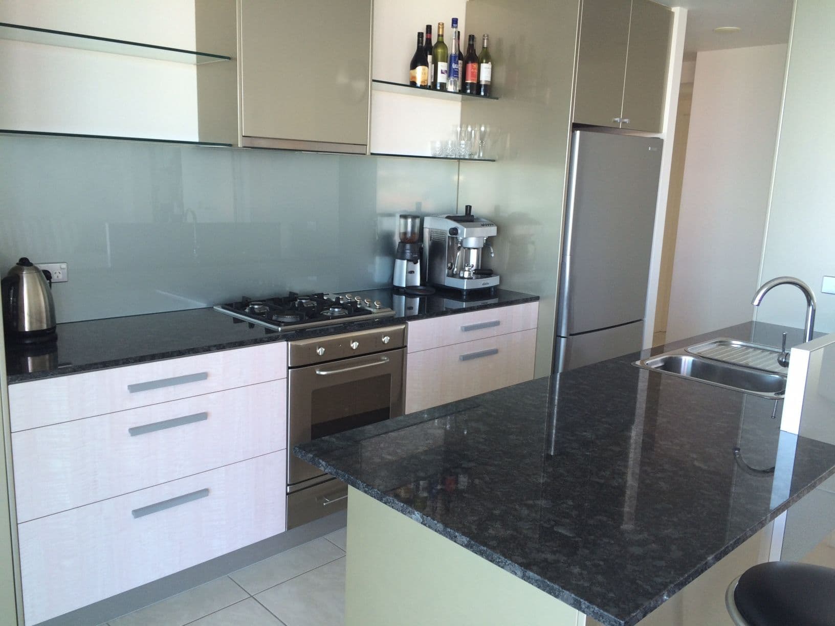 40-42 Riverview Parade, Surfers Paradise QLD 4217, Surfers Paradise - Thumbnail 6