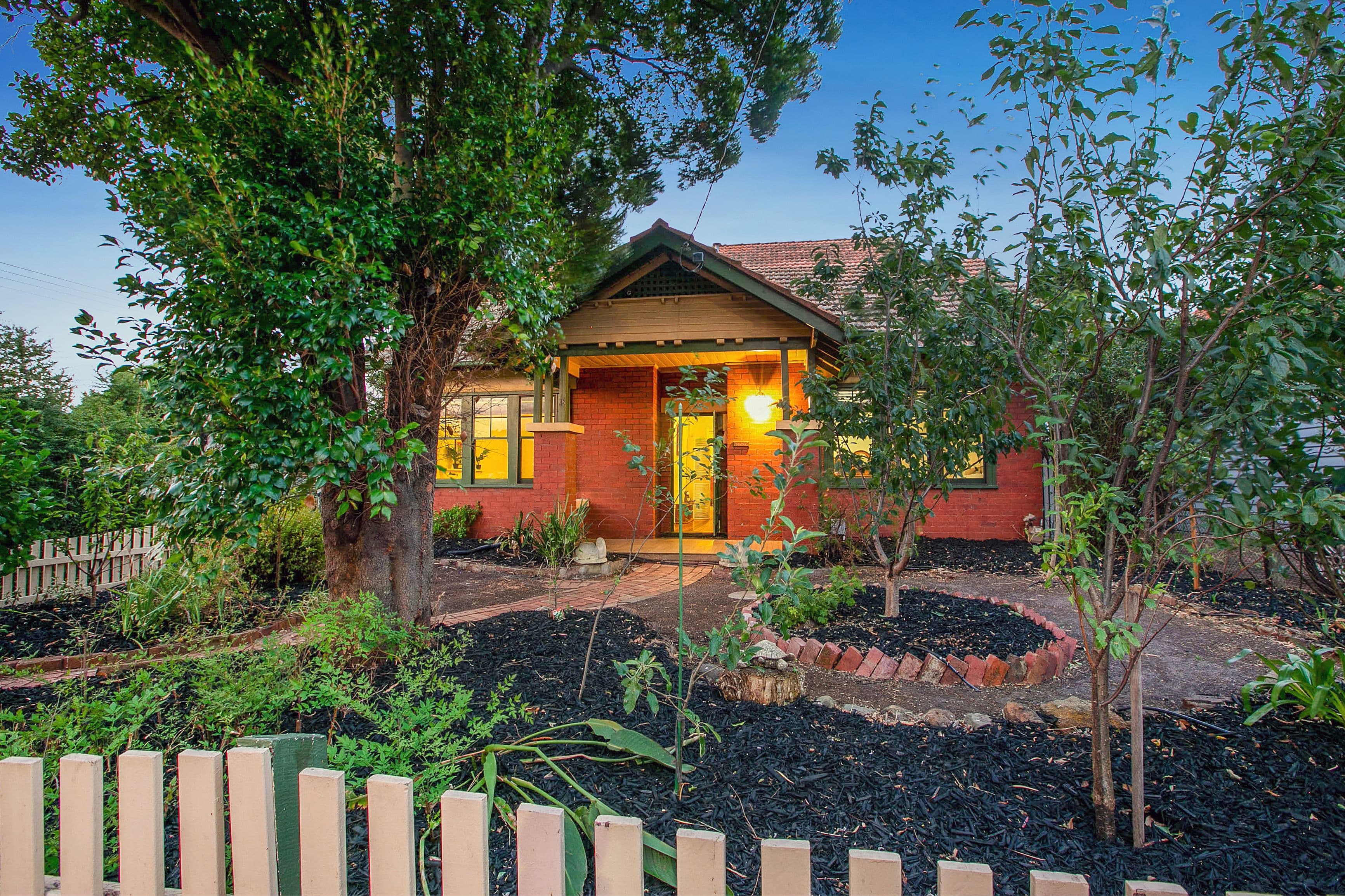18 Second Avenue, Brunswick VIC 3056, Brunswick - Thumbnail 3