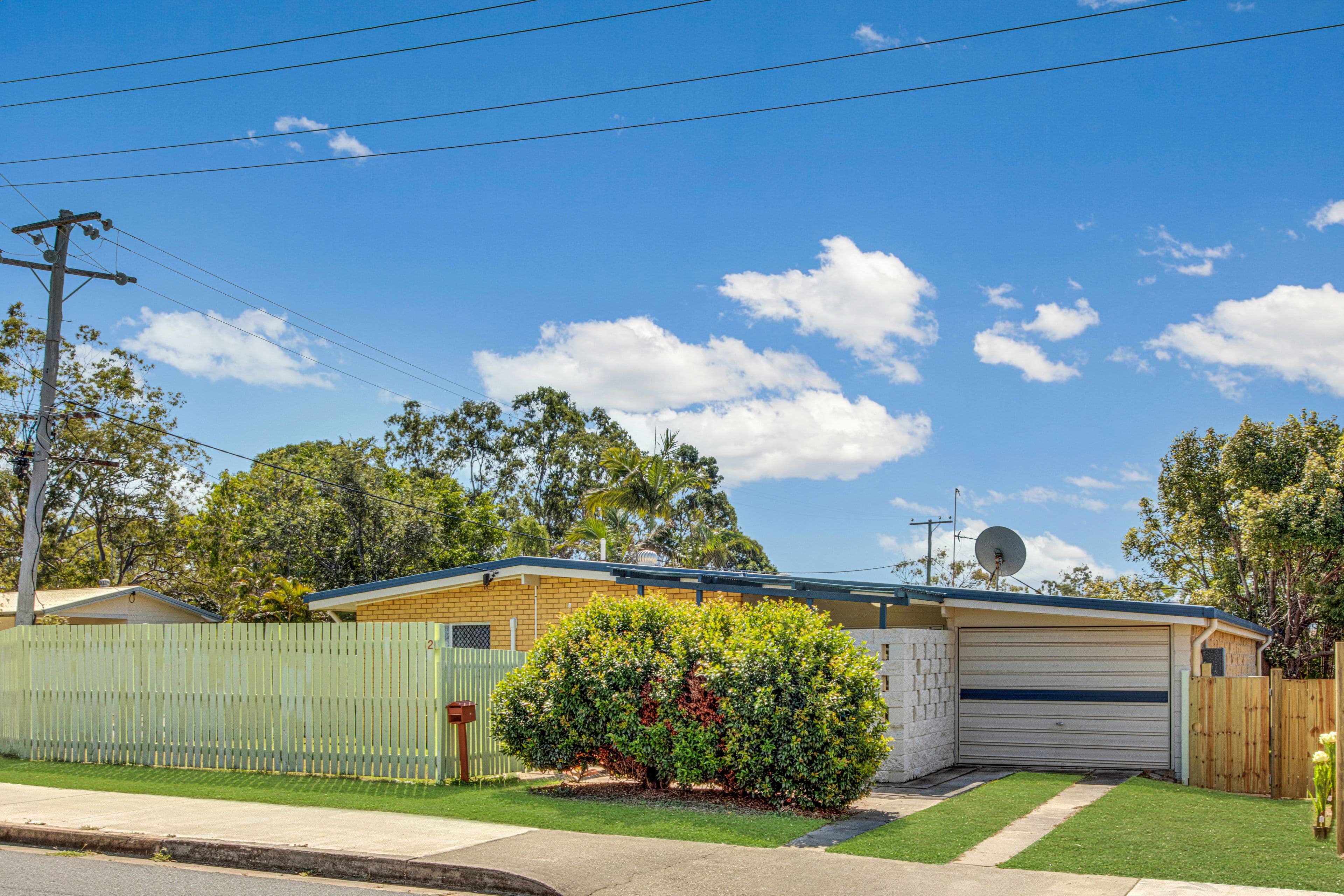 2 Sandpiper Avenue, New Auckland QLD 4680, New Auckland - Thumbnail 2