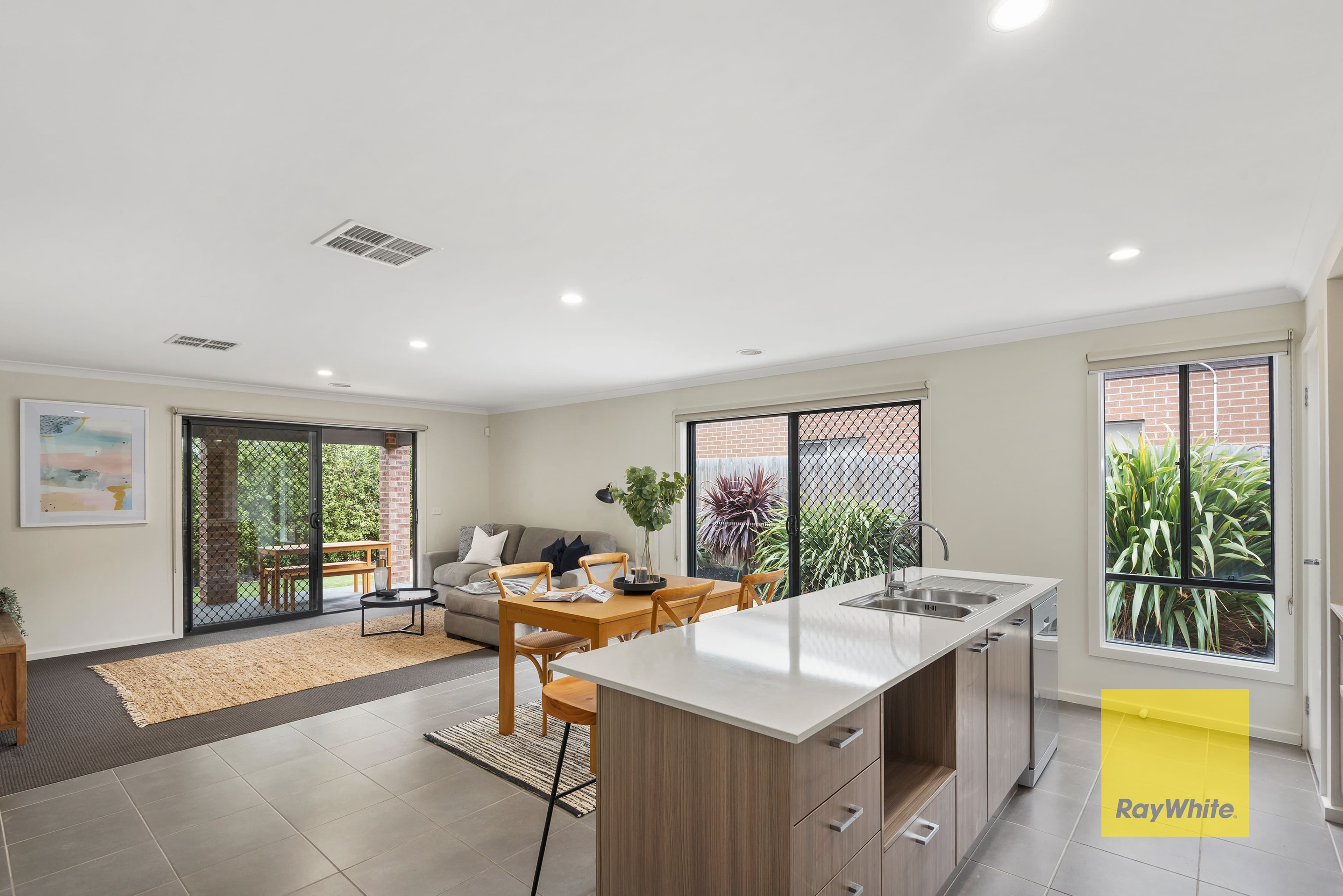 6 Badminton Court, Marshall VIC 3216, Marshall - Thumbnail 5