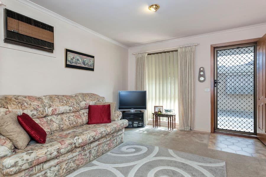 3 Sandra Street, MELTON VIC 3337, Melton - Thumbnail 5