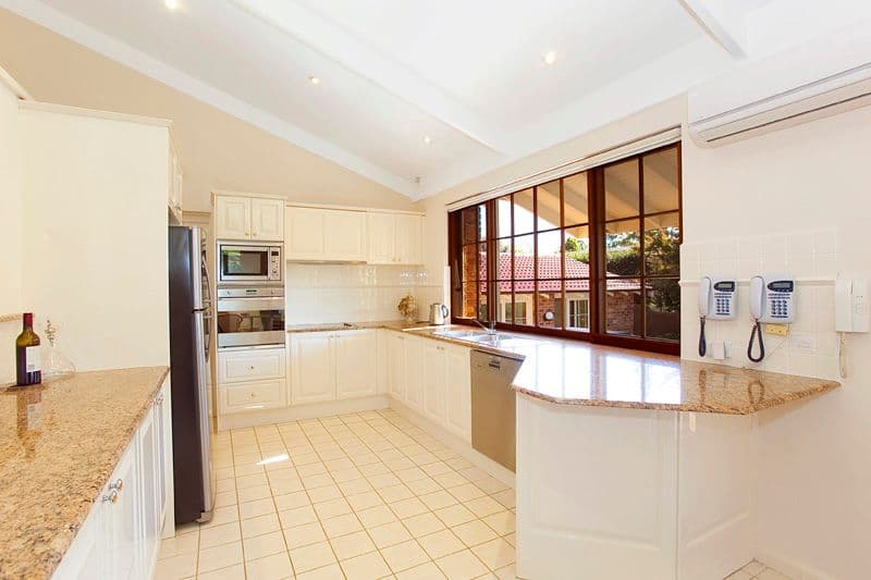 10 Florey Avenue, PYMBLE NSW 2073, Pymble - Thumbnail 4