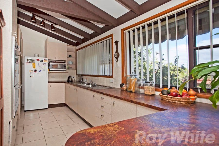 30 Bombora Avenue, Bundeena NSW 2230, Bundeena - Thumbnail 2