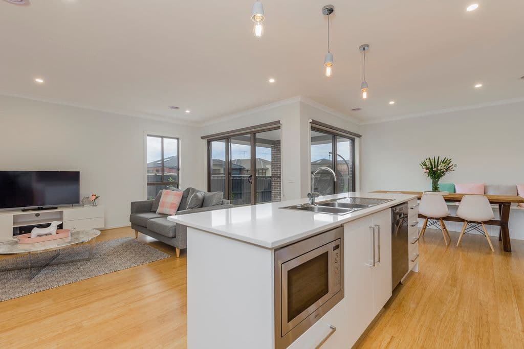 19 Hudson Street, Armstrong Creek VIC 3217, Armstrong Creek - Thumbnail 5