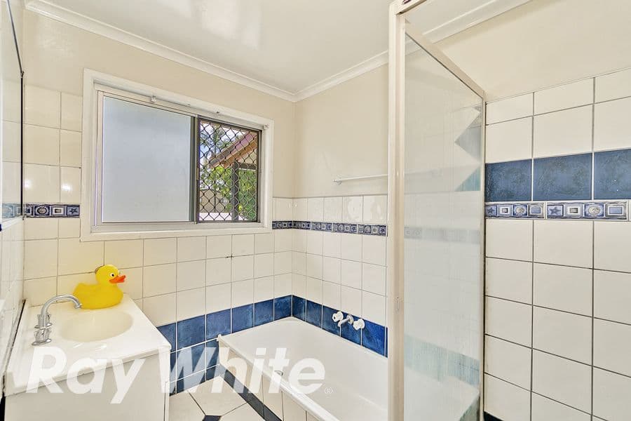 4 Green Road, Regents Park QLD 4118, Regents Park - Thumbnail 8