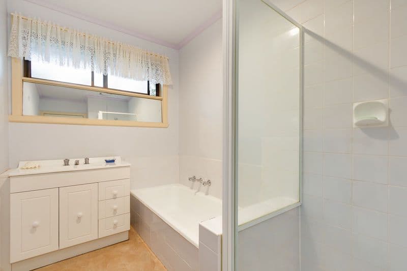 5 Paton Court, GREENSBOROUGH VIC 3088, Greensborough - Thumbnail 5